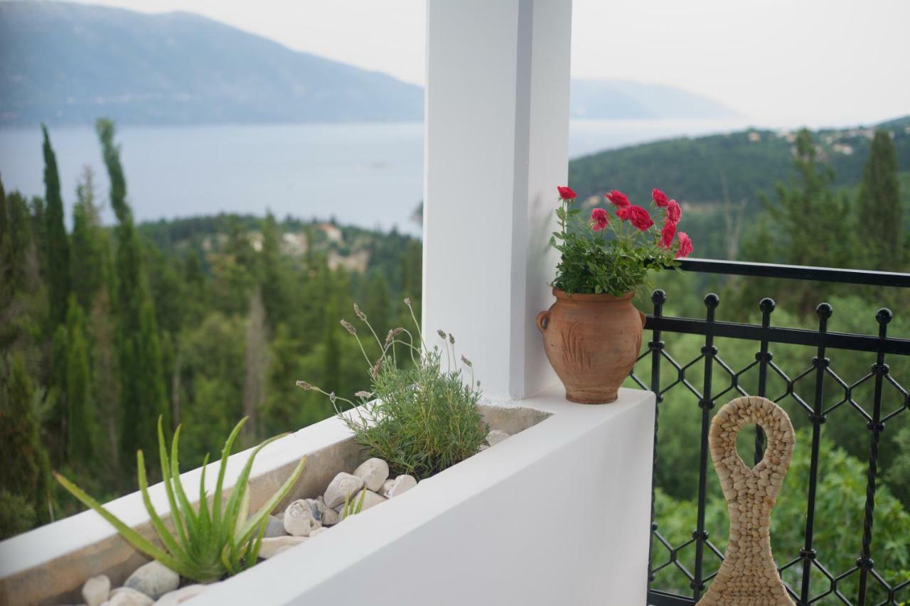 Tettix Summer House Fiskardo Exterior photo