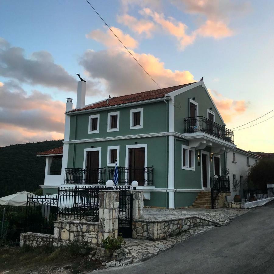 Tettix Summer House Fiskardo Exterior photo